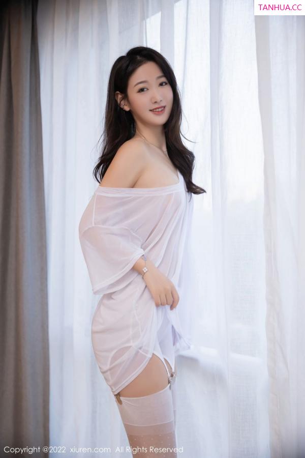 唐安琪  [XiuRen]高清写真图 2022.09.26 No.5644 唐安琪第4张图片